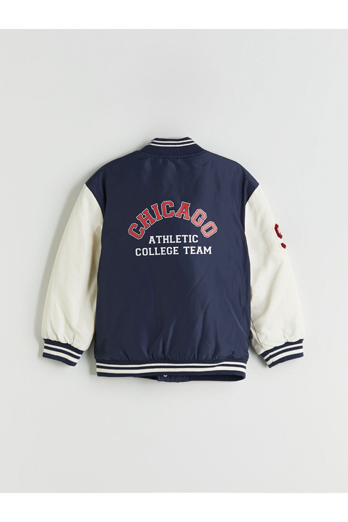 LC Waikiki LCW Kids Lacivert Chicago Nakışlı Erkek Çocuk Kolej Mont fotoğrafı 4 (önizleme)