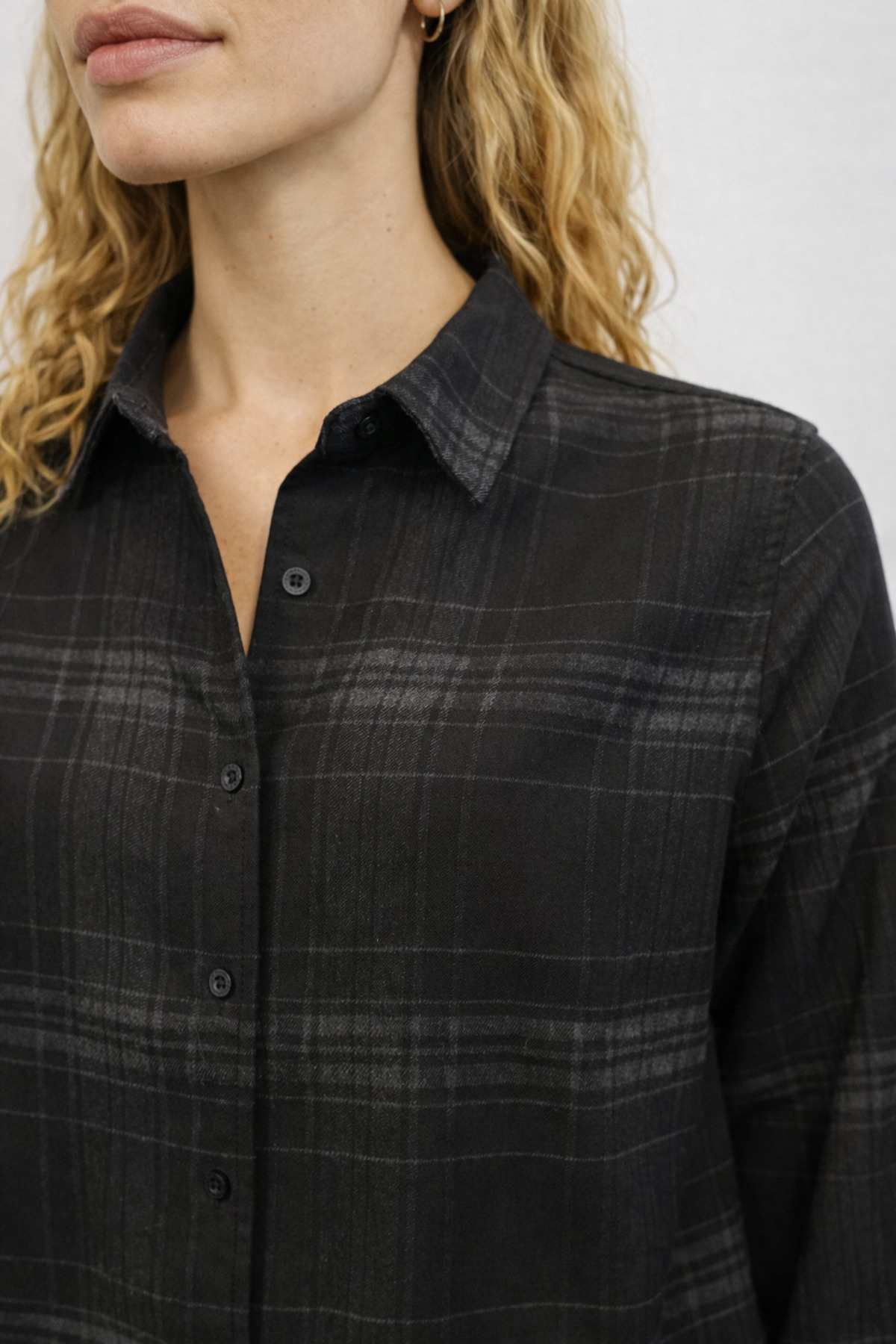 VENA  Kadın Jenna Regular Fit Ekose Gömlek - Siyah - Görsel 3