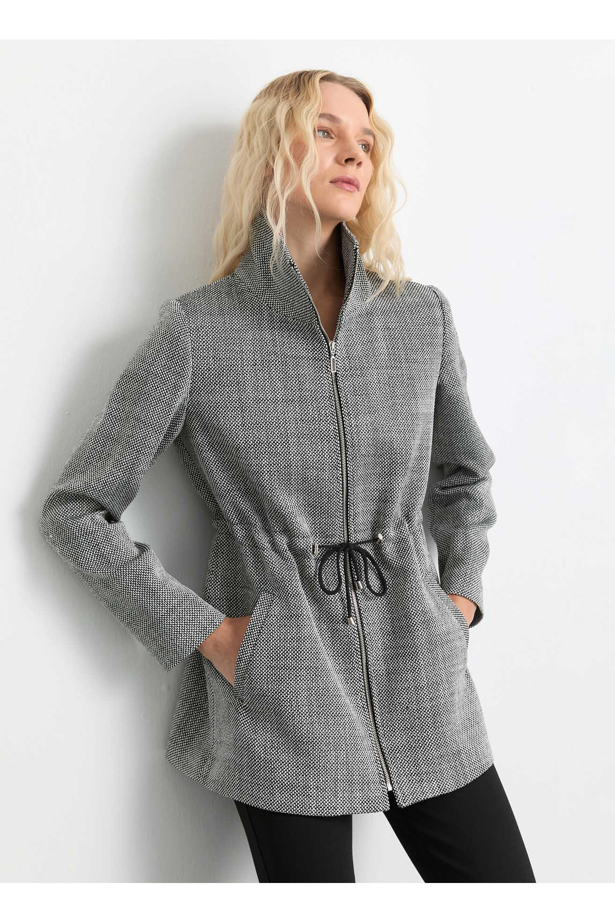 Selen  Siyah Kadın Kaban 25KSL9500