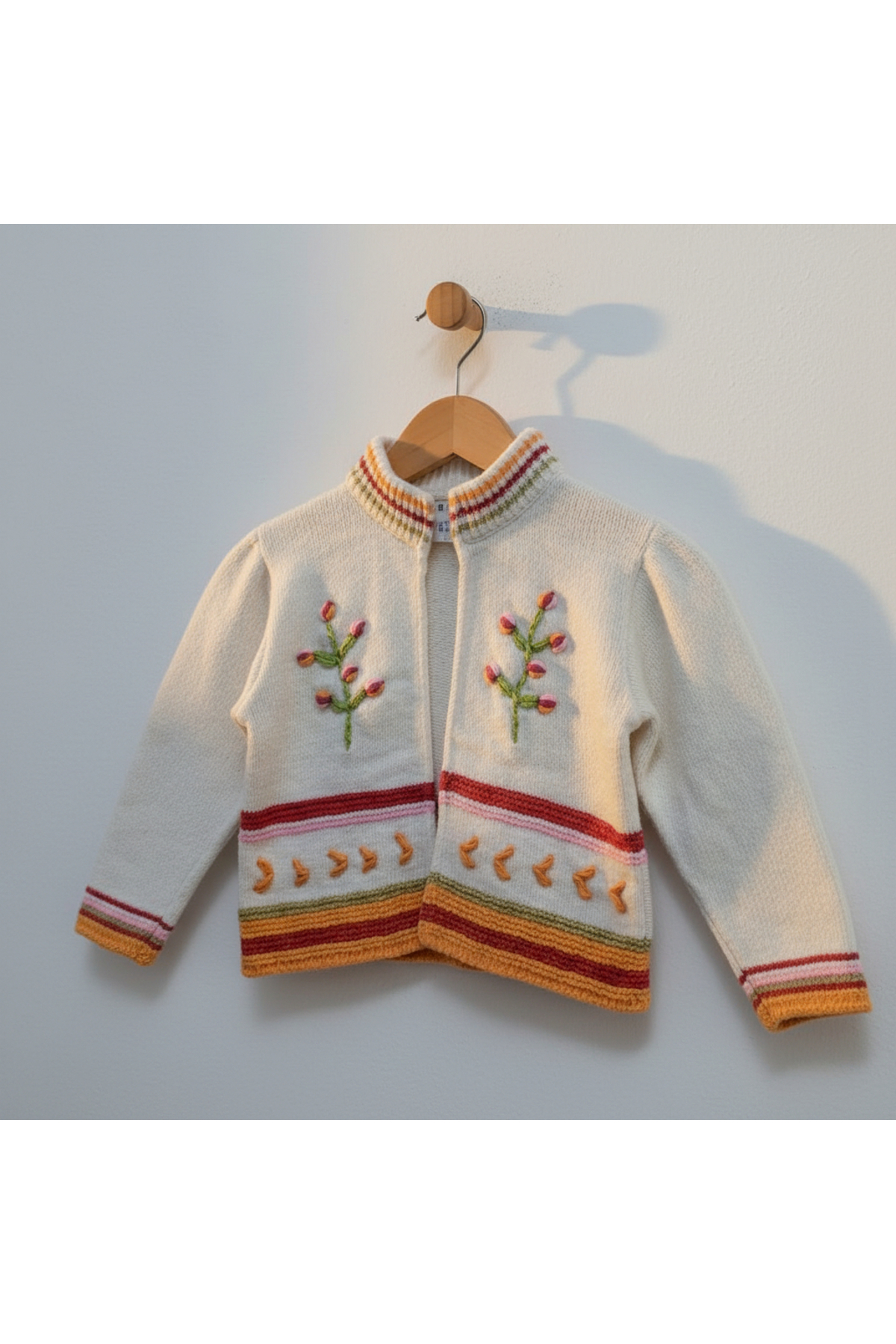 Hirazenmoda Kız Çocuk Nakışlı Örgü Hırka Mevsimlik Triko Model fotoğrafı 2 (önizleme)