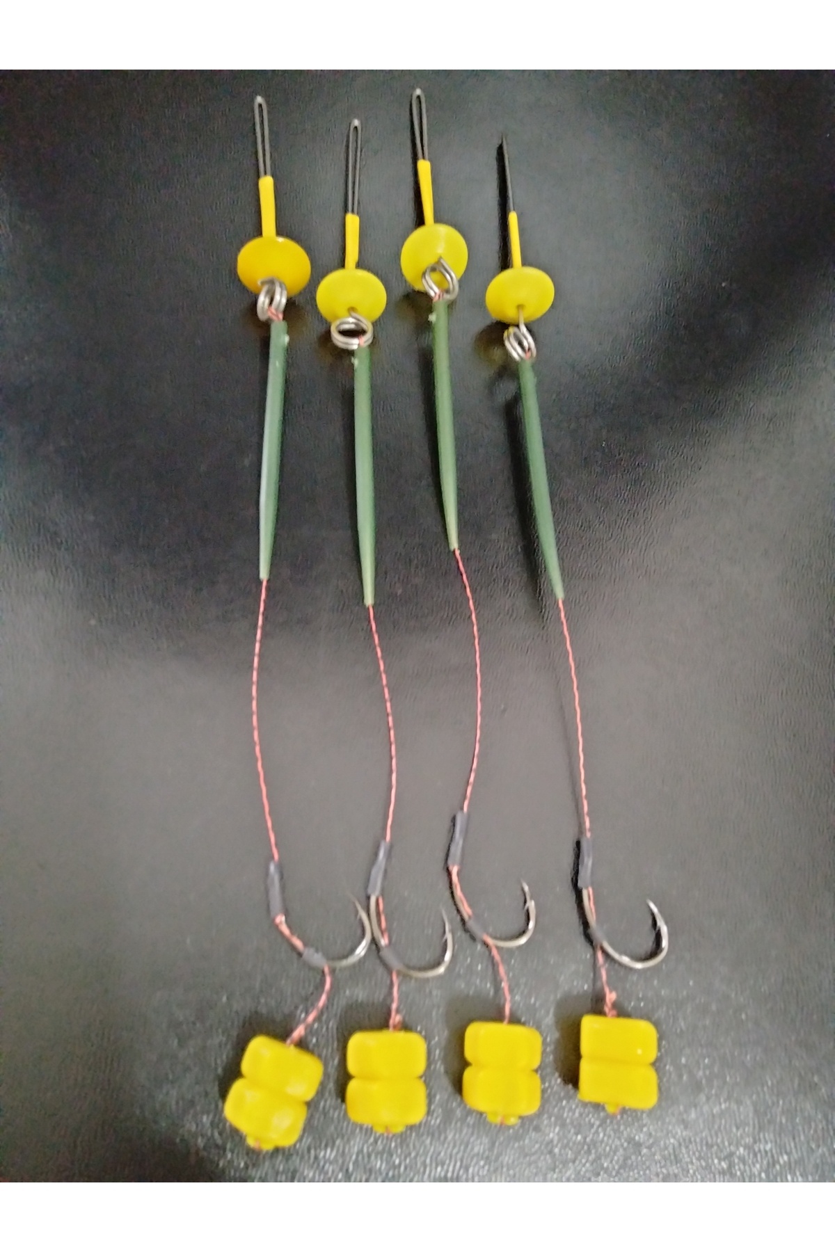 Storm 4 Adet Küspe Aparatli Çiftli Silikon Mısırlı Sazan Rigleri