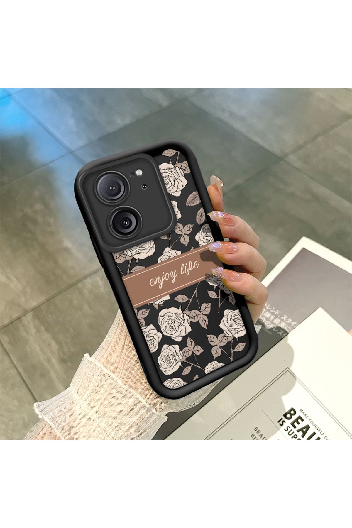 Xiaomi Mi 13T/Mi 13T Pro Compatible Flexible Black Silicone Shock Absorber Phone Case Retro Pattern