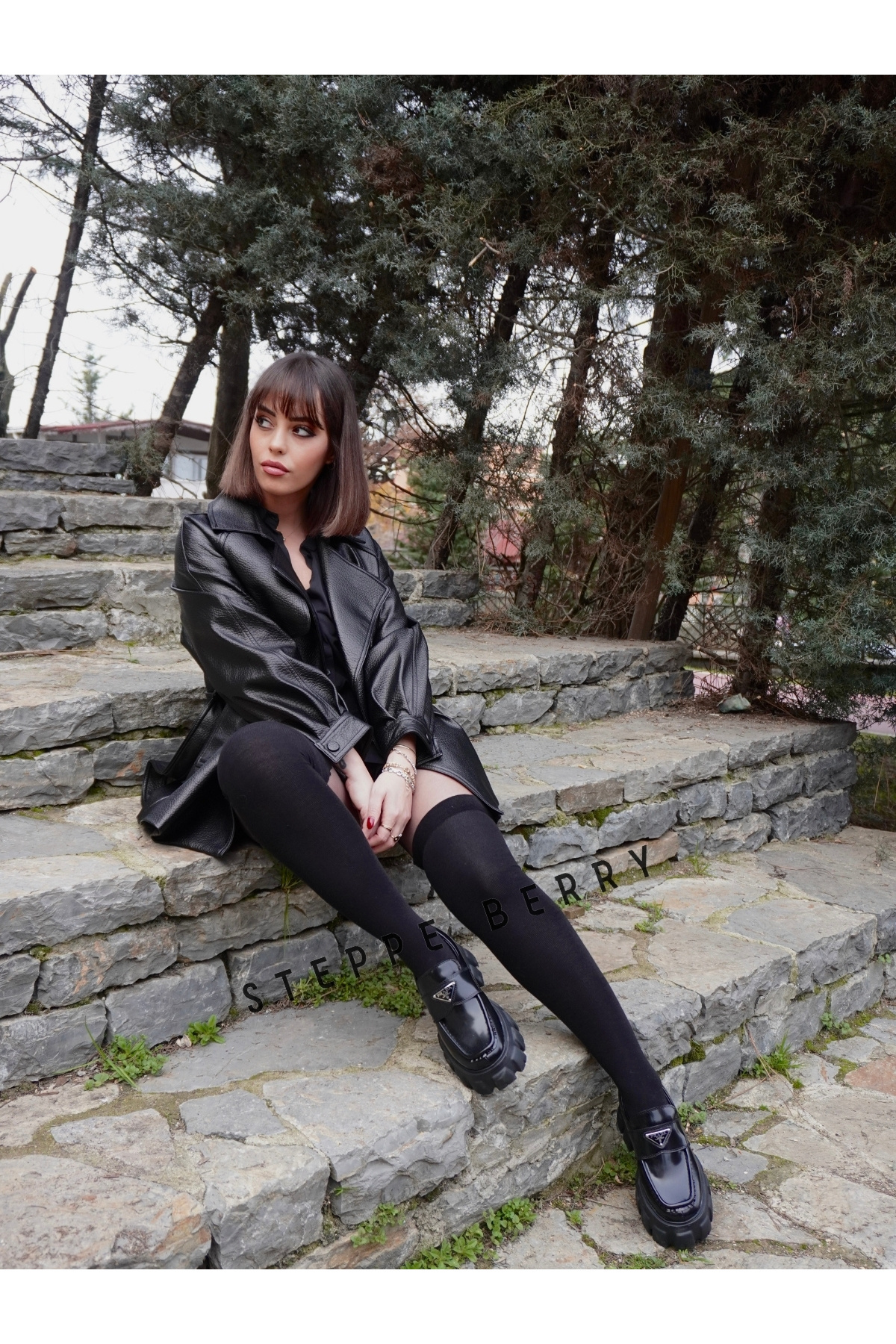 Dizüstü Günlük ve Okul Çorabı