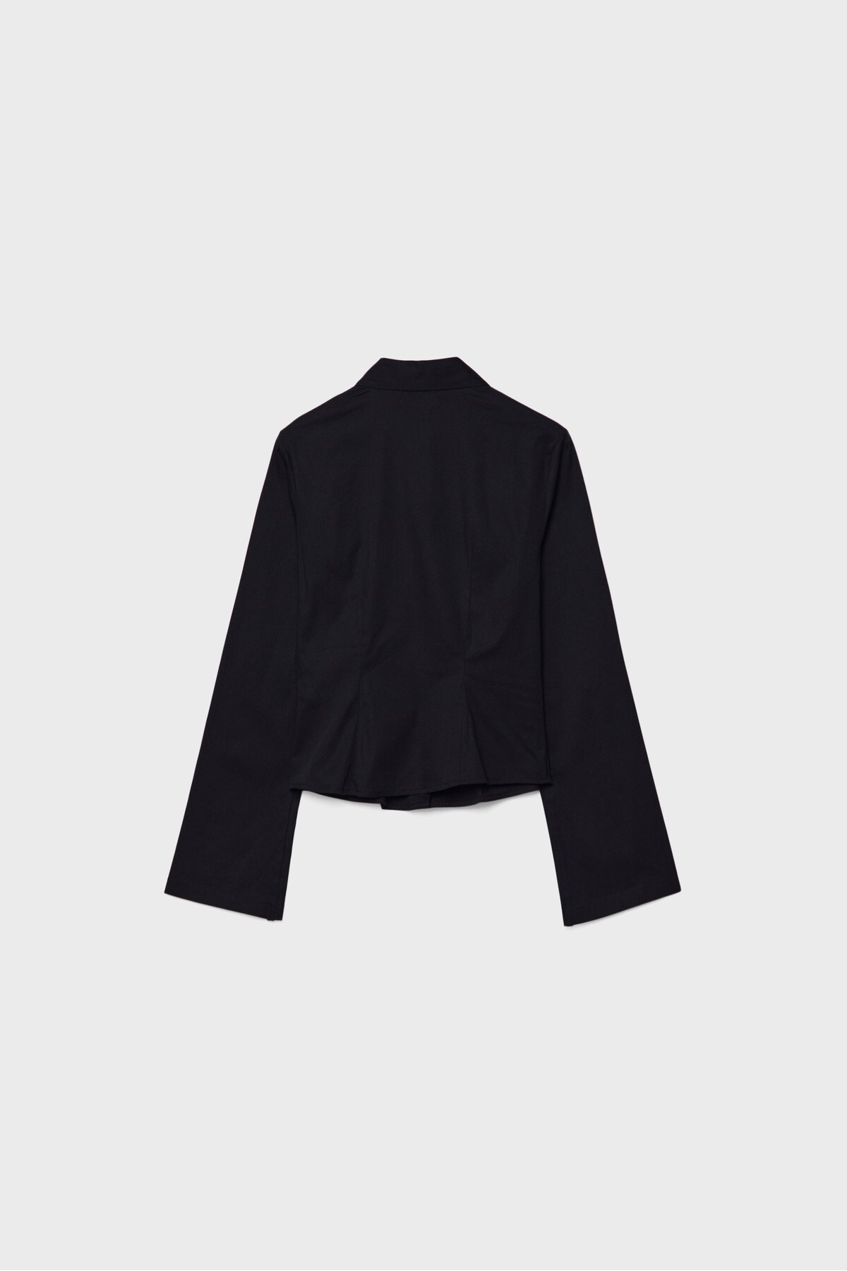 Stradivarius  Dökümlü kollu vücuda oturan gömlek - Görsel 6