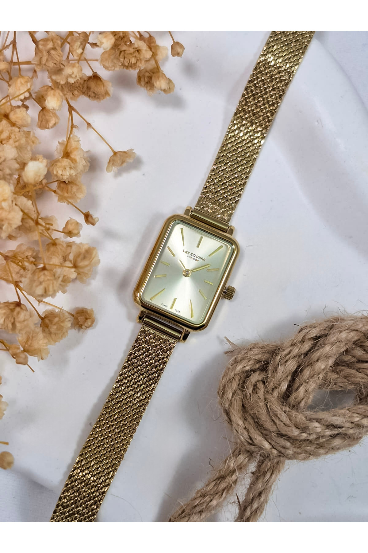 Lee Cooper  Lc07815 Dikdörtgen 6 Renk Hasır Kordon Kadın Kol Saati - Görsel 3