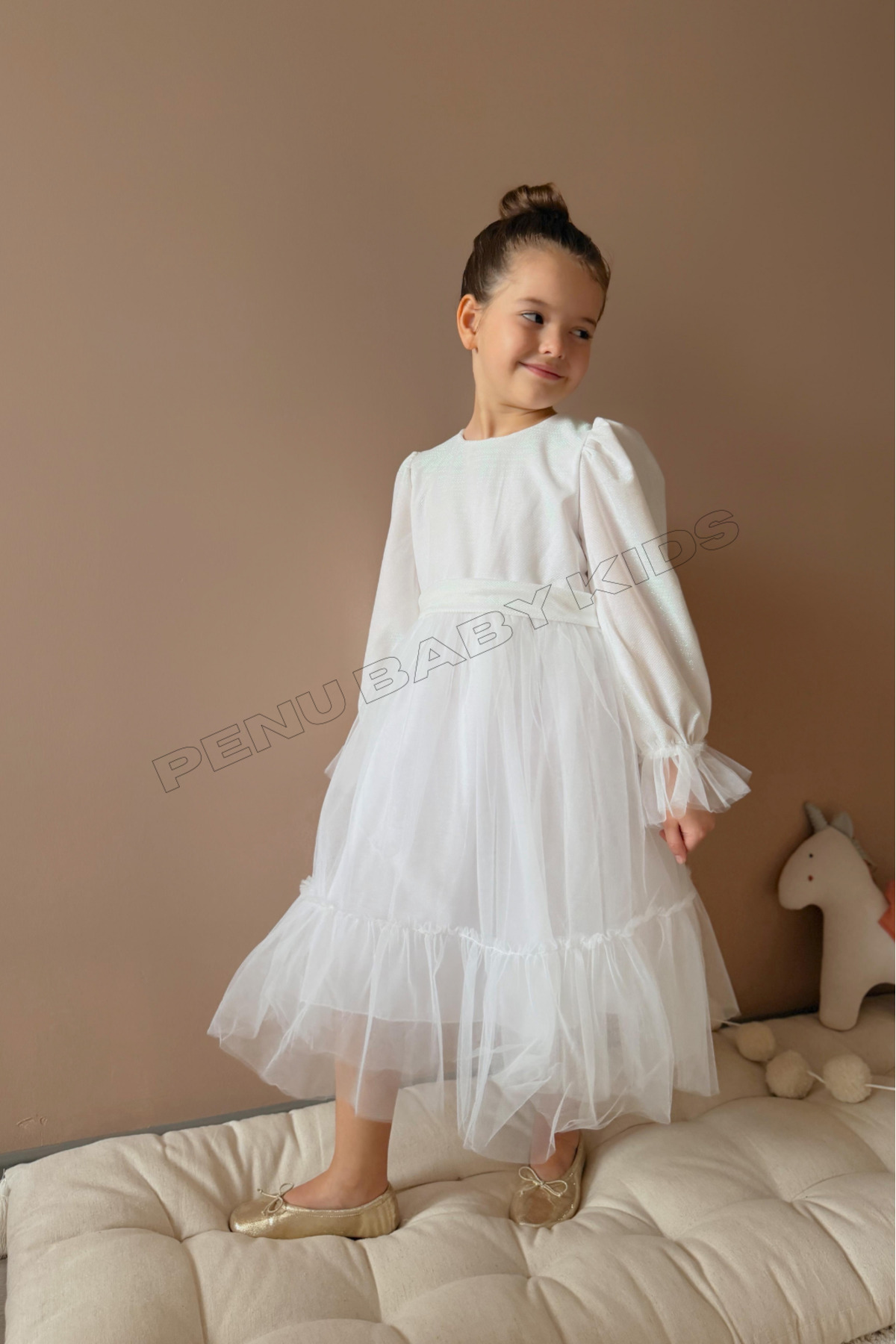 penu baby kids Beyaz Üstü Pırıltılı Kumaş Fırfırlı Uzun Etekli Uzun Kollu Kız Çocuk Kız Bebek Elbise fotoğrafı 7 (önizleme)