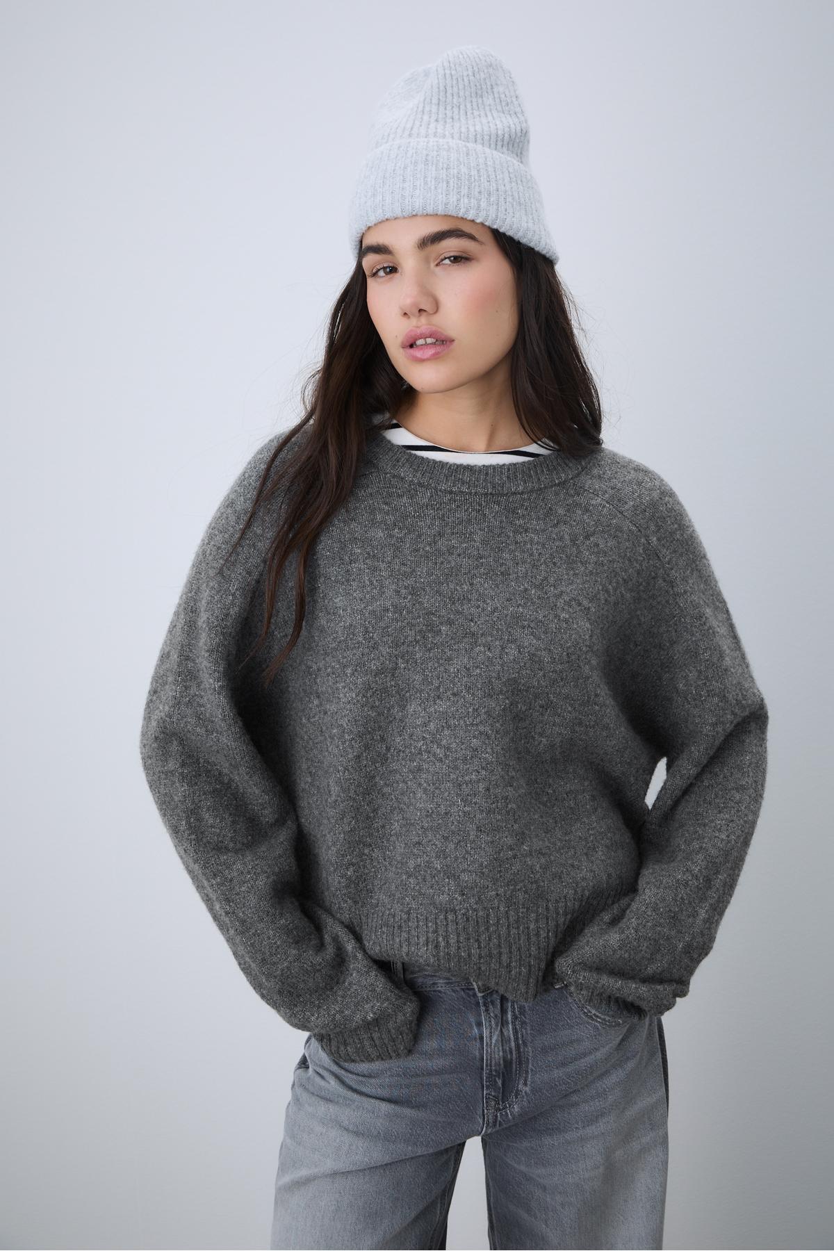 Stradivarius  Basic yumuşak örgü kazak - Görsel 2