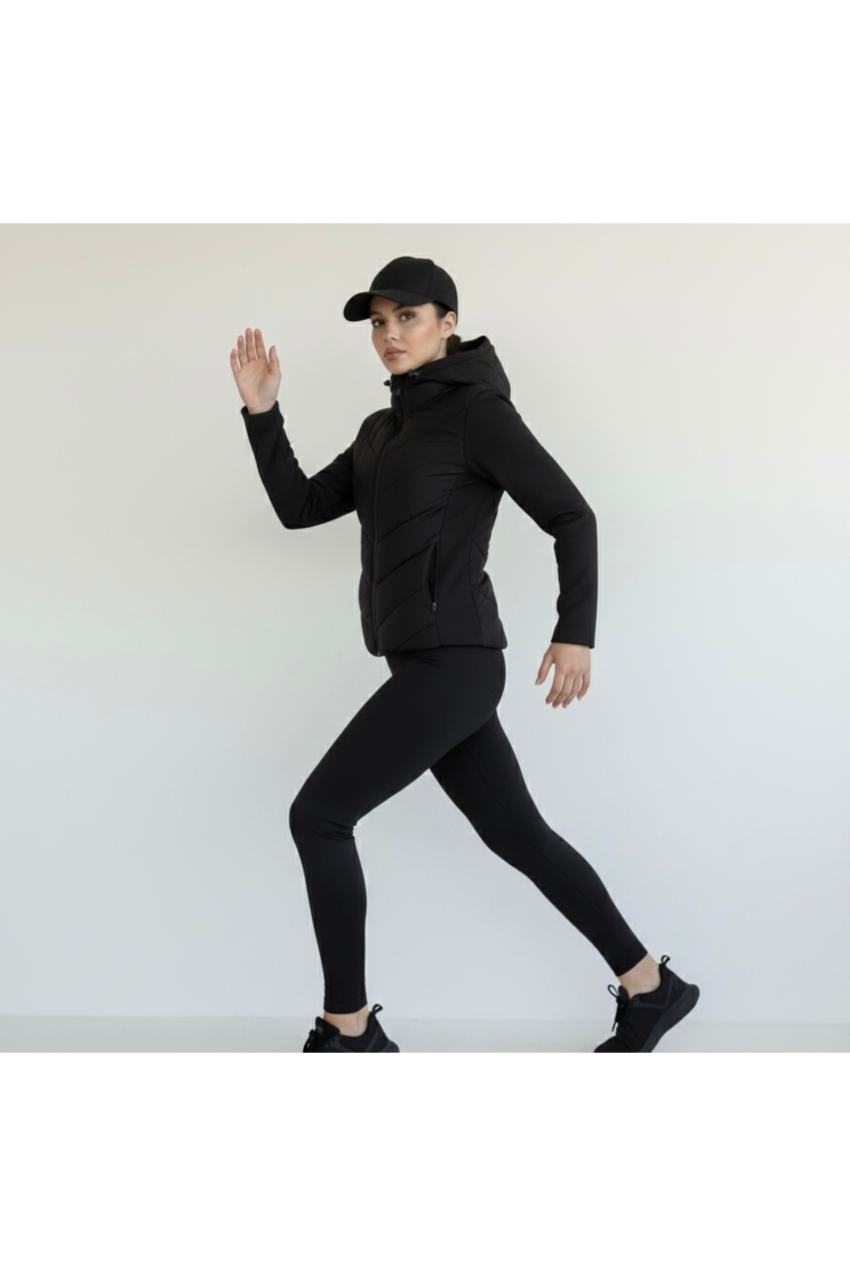 NEVEGE BUTİK Siyah Kapüşonlu Kontrast Şişme Mont Kışlık Slim Fit Rüzgar Geçirmez Fermuarlı Kadın Mont görsel 7
