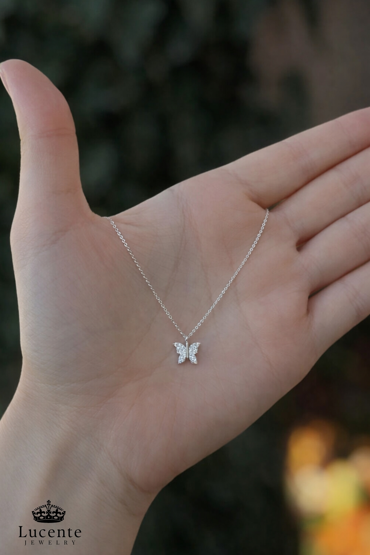 Lucente Jewellery Işıklı Hediye Kutulu Aşk Mutluluk Uğur Şans ve Zarafetin Simgesi Beyaz Taşlı Minimal Kelebek 925 Ayar Luxury Serisi Gün Hediyesi Gümüş Minik Kelebekli 45 Cm Zincirli Küpe Hediyeli Zarif Kadın Kolye görsel 8