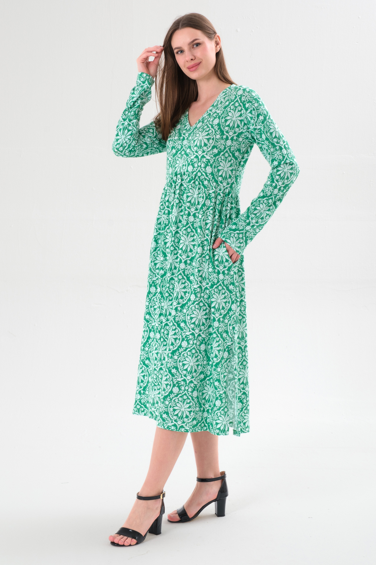 Women's V-Neck Viscose Dress- Long Sleeve/Stylish and Comfortable Use/New Trend/Different Color Options