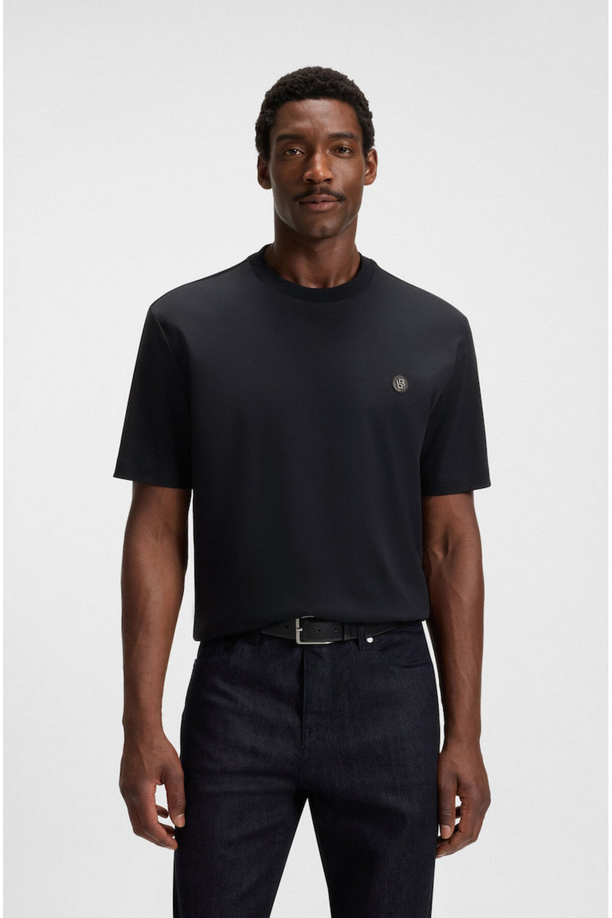 باس تی‌شرت مردانه یقه گرد معمولی سایز سرمه‌ای با لوگوی برند ۵۰۵۲۰۲۹۸-۴۰۶