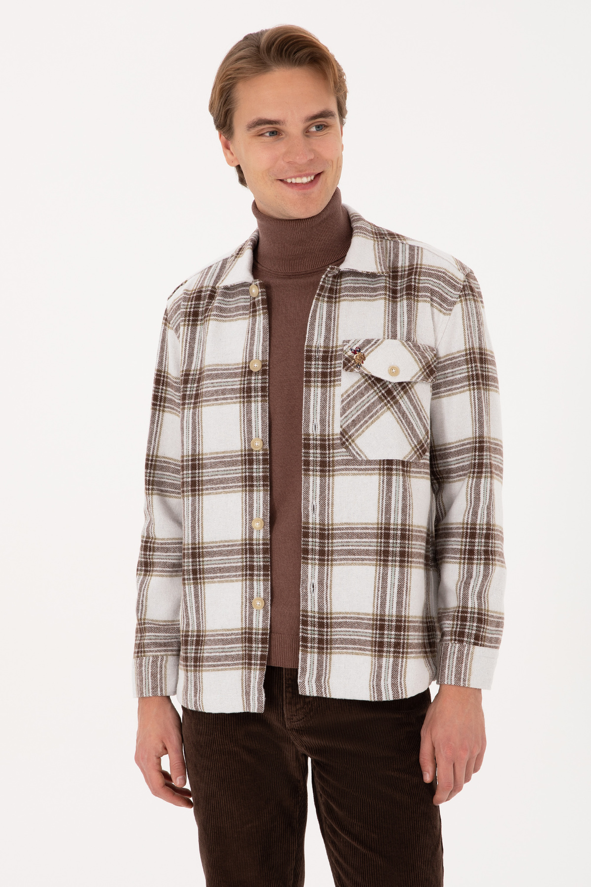 یو اس پولو پیراهن مردانه چهارخانه جیب‌دار آستین بلند خاکی رنگ 50316599-VR027