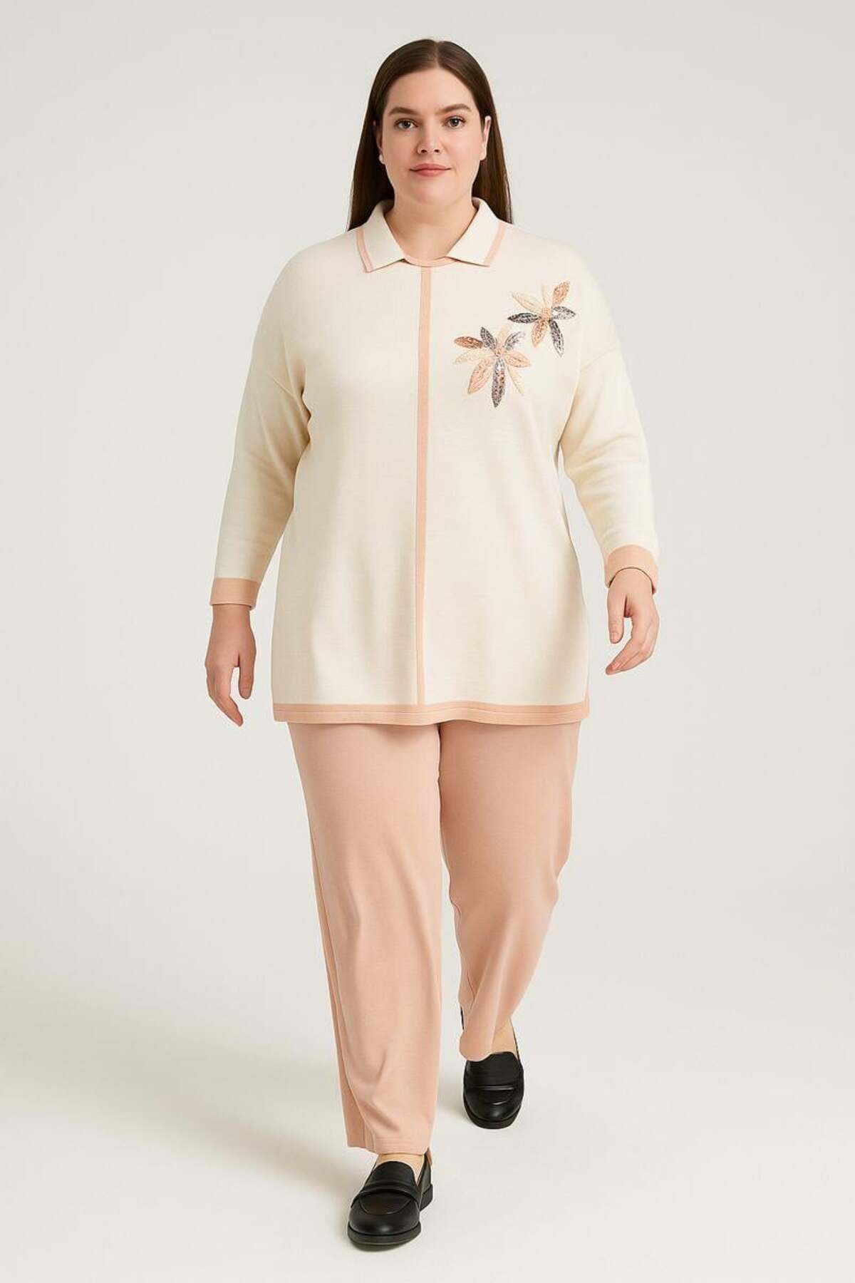 bezeXL Büyük Beden Omuzu Çiçek Baskılı Triko İkili Takım Pembe