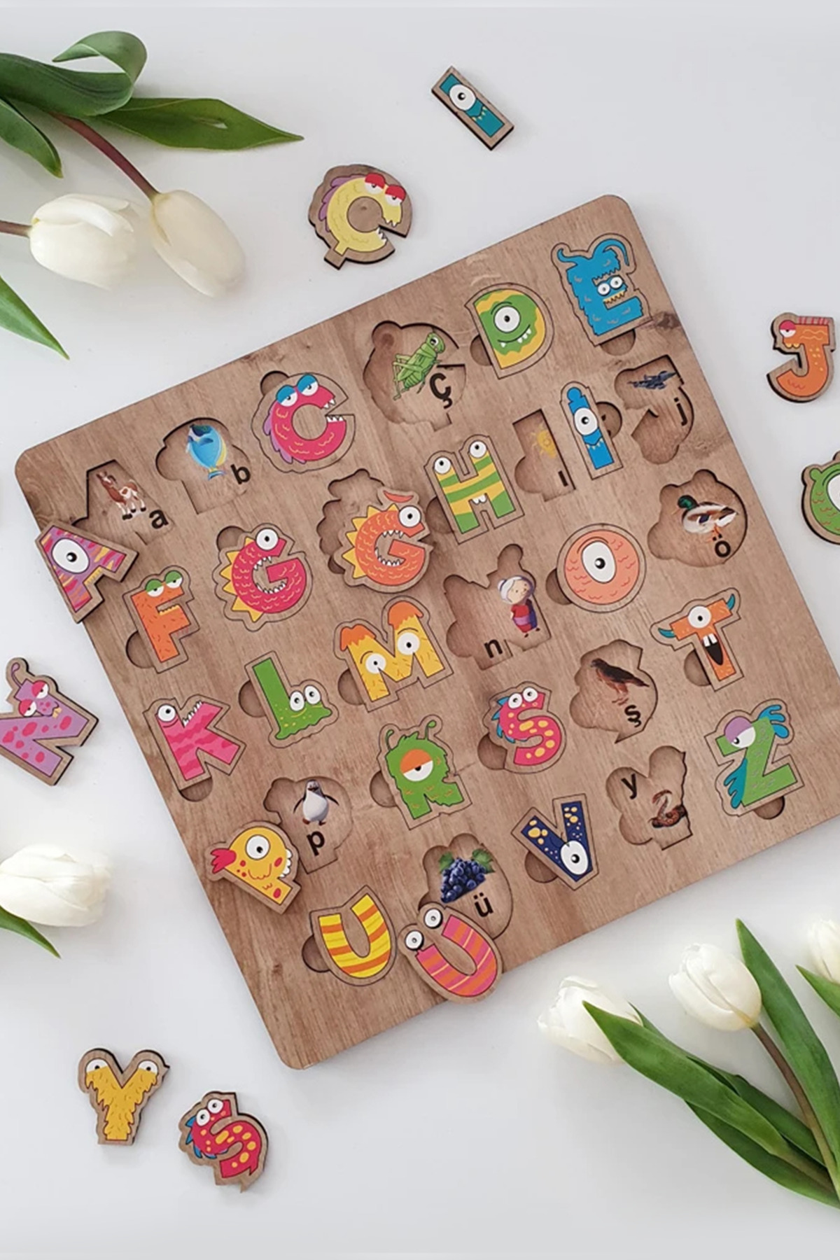 پازل چوبی آموزشی حروف الفبا – حروف رنگی – ۲۸.۵ × ۲۸.۵ سانتی‌متر