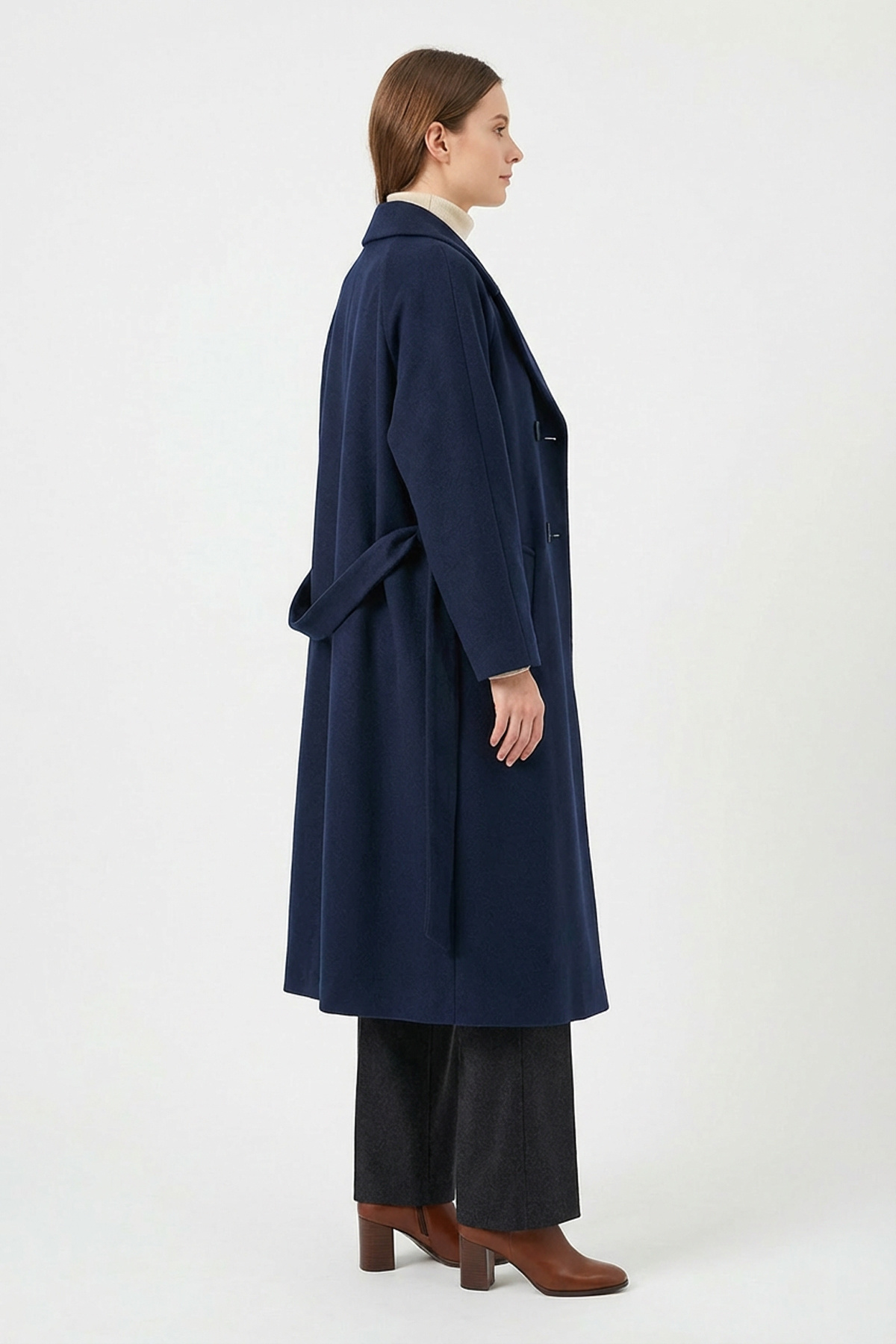 Soydan Güner  Kadın Oversize Kuşaklı Uzun Kaban (Gerçek Bedenden 2 Beden Büyük) Lacivert 2050 - Görsel 3