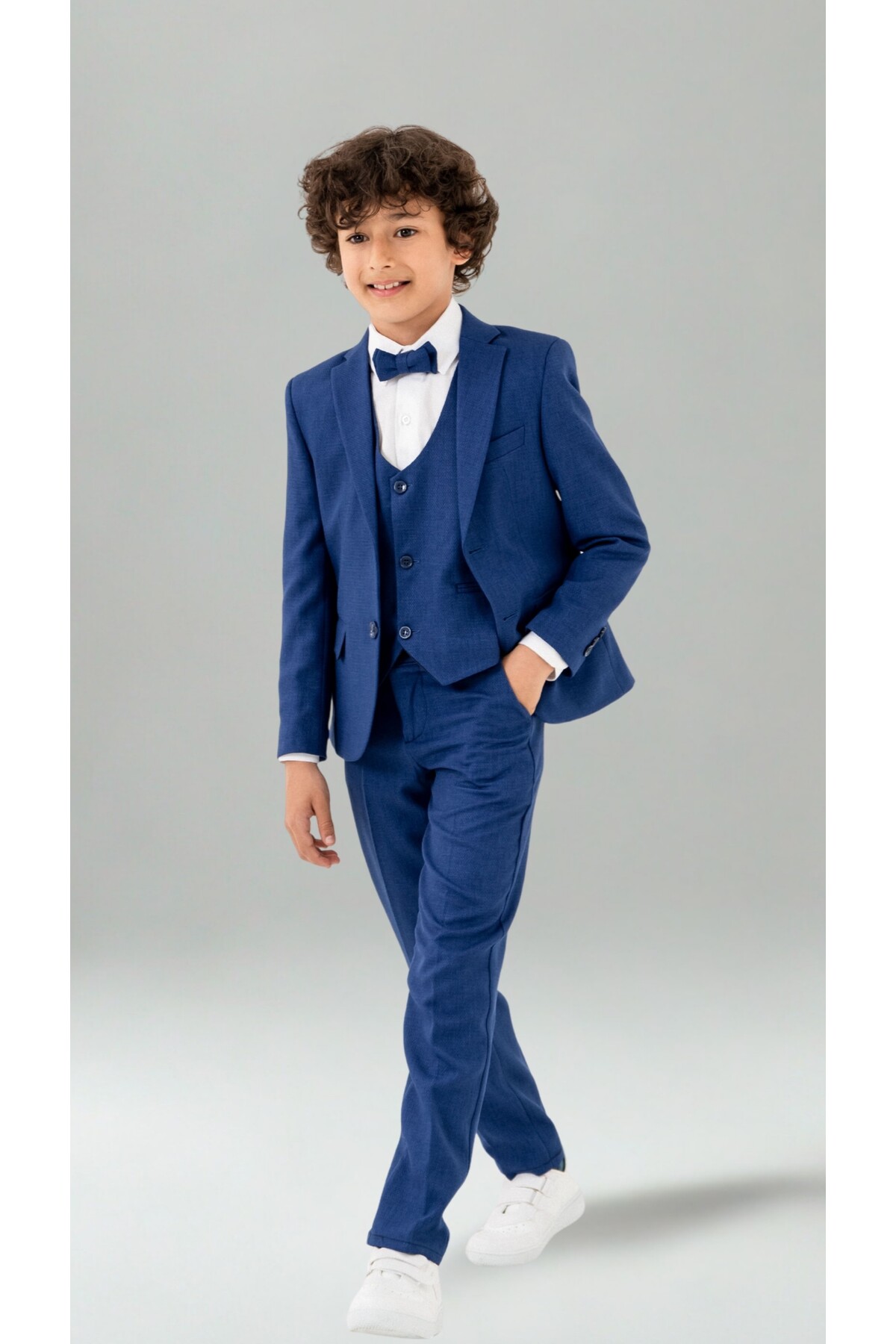 Saks Blue
