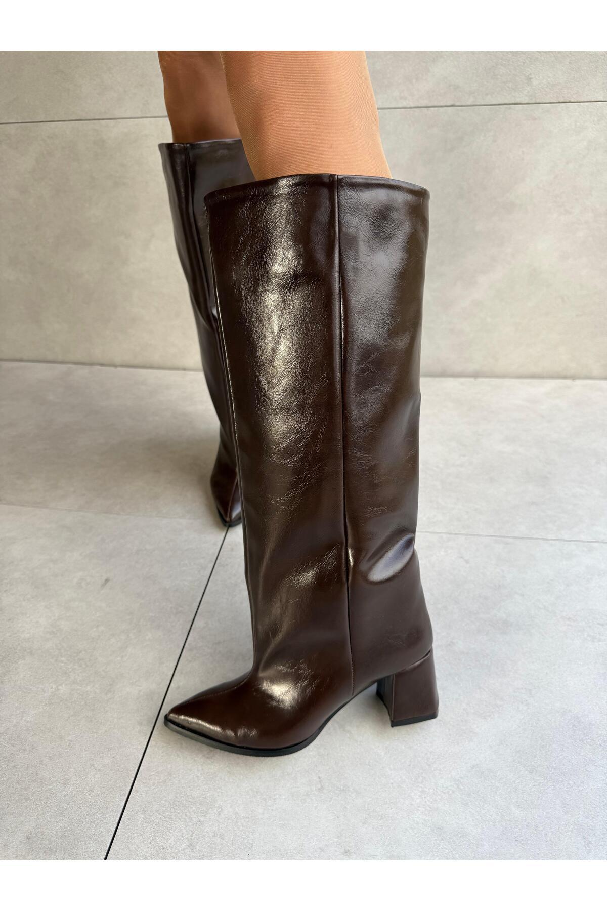 Pesa Bitter Coffee Wrinkled Spring Thick Heel XL Cut Women's Boots