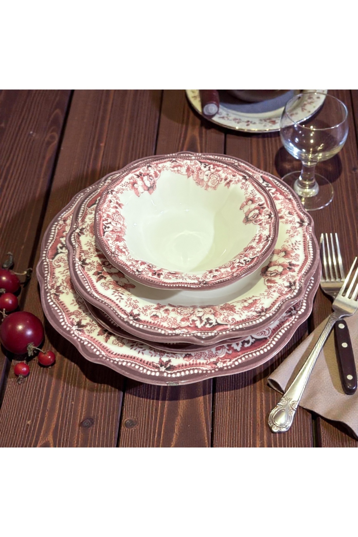 Velour Maroon Fulya Dinnerware Set 24pcs