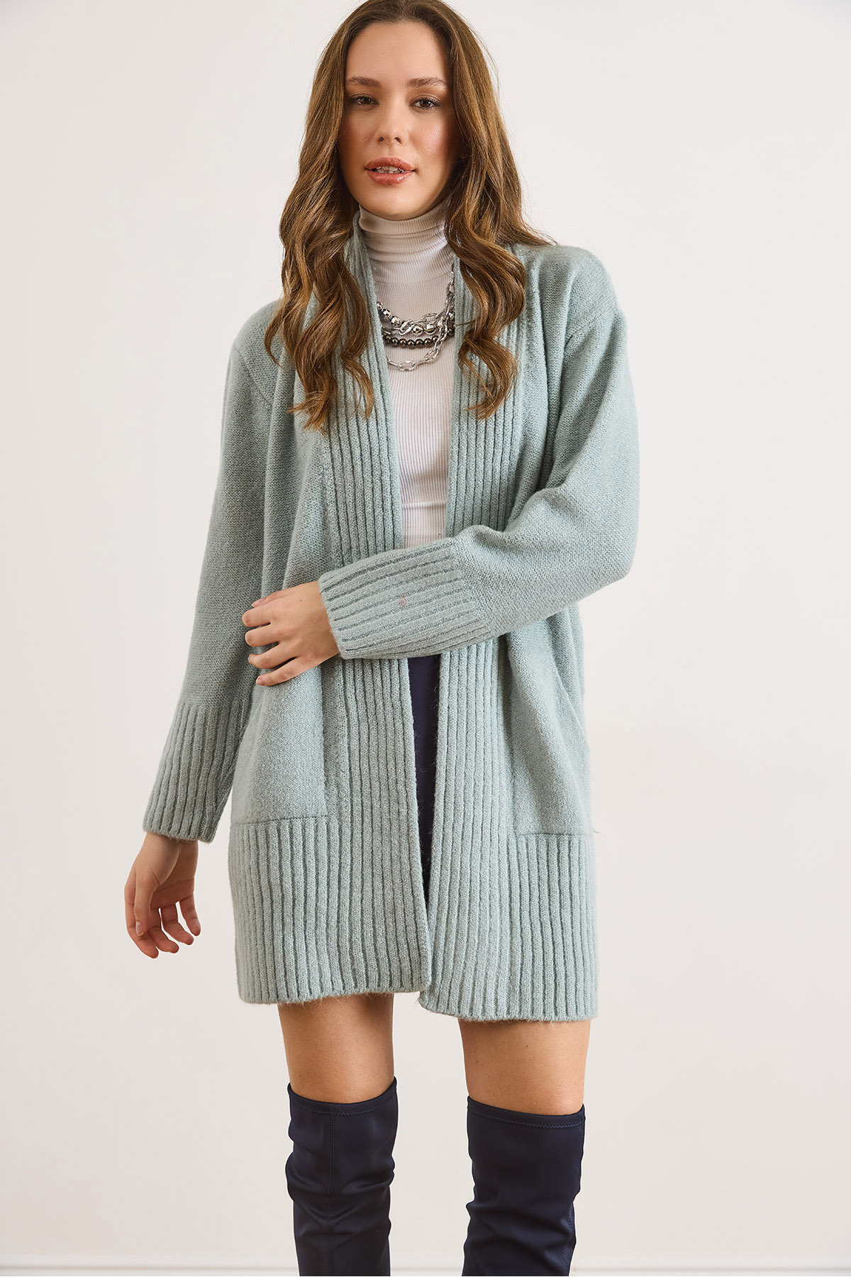 Women's Mint Green Pocket Collar Detailed Soft Textured Knitwear CardiganHRK-19000322
