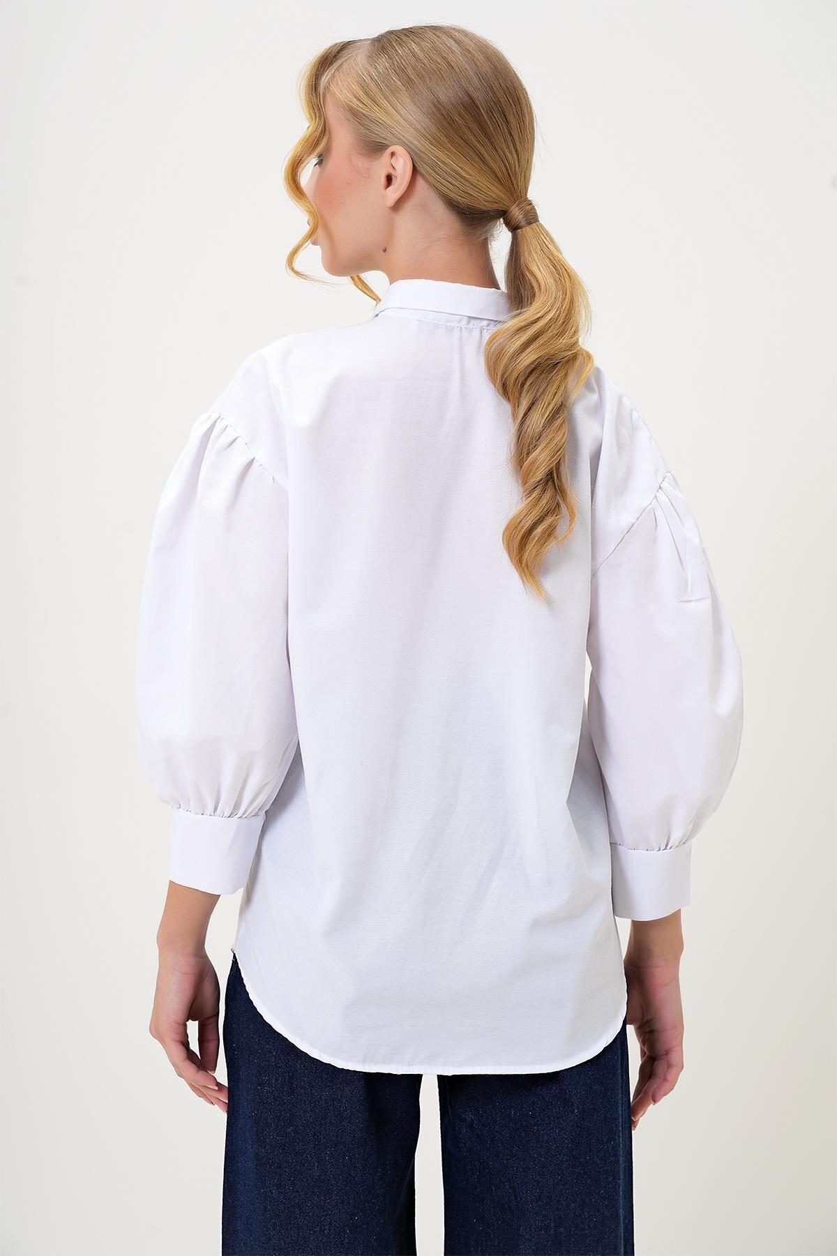 Trend Alaçatı Stili  Beyaz Balon Kol Gizli Patlı Basic Poplin Gömlek ALC-X9654 - Görsel 5
