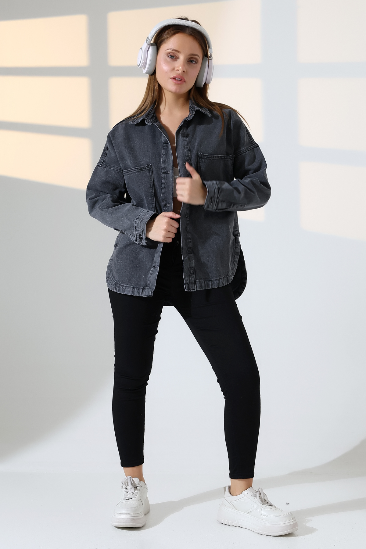 BLUE NATIONAL JEANS  Kadın Oversize Kesim denim Gömlek Ceket Kar Yıkama Siyah Açık Renk Günlük Şıklık -BNJ4895