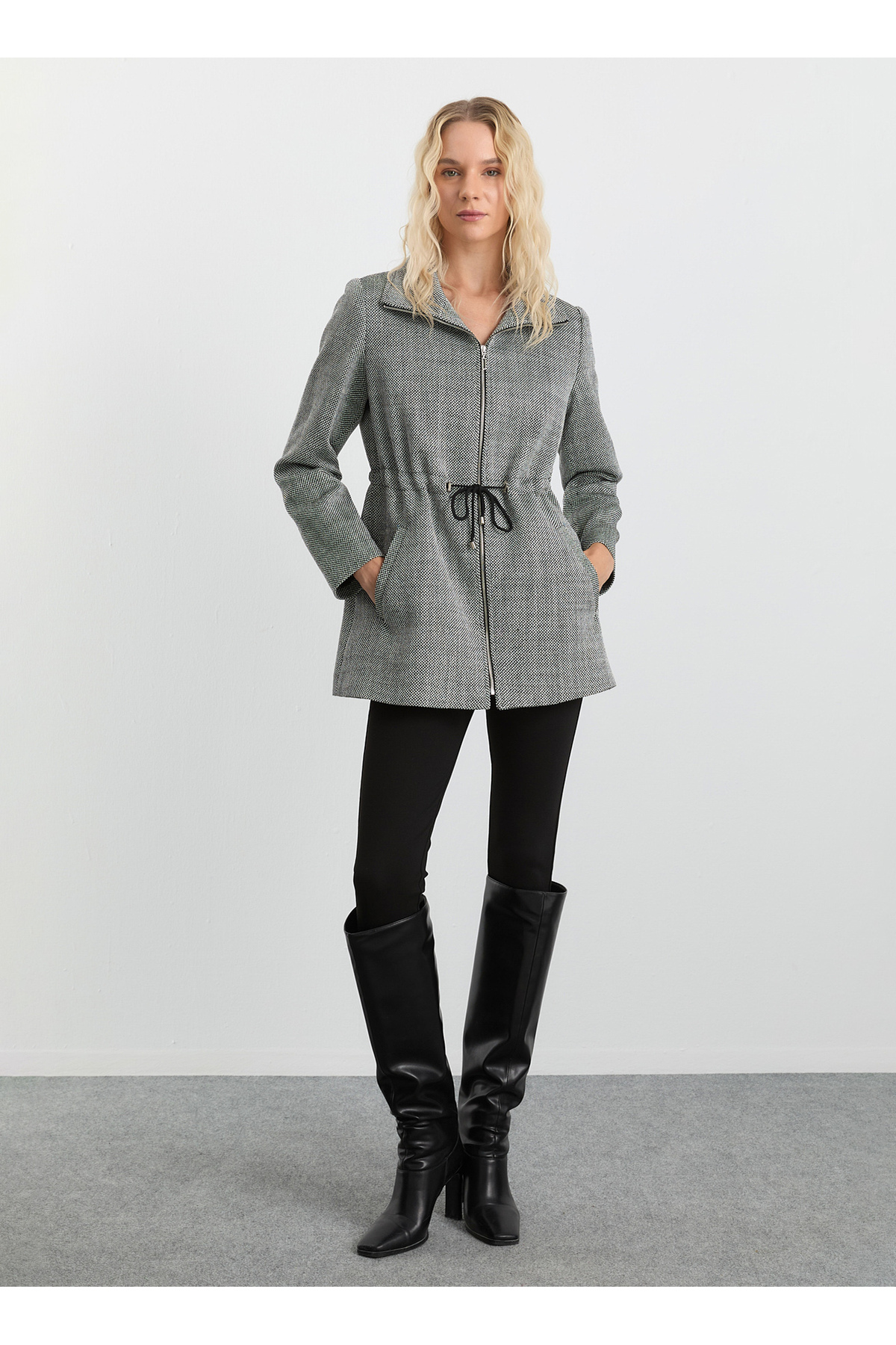 Selen  Siyah Kadın Kaban 25KSL9500 - Görsel 2