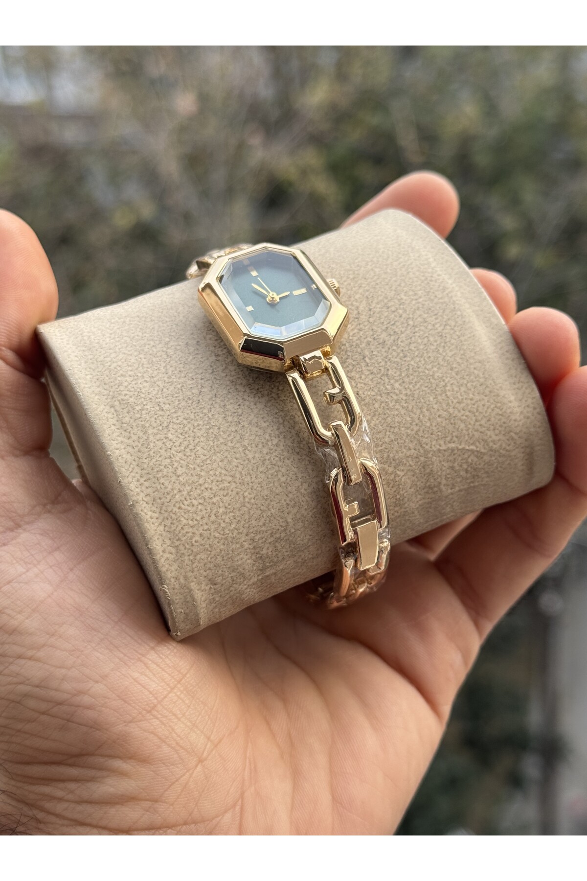 Tulpar  Yeni Sezon Özel Zincir Tasarımlı Kordon Sekizgen Kasa Kadın Kol Saati - Görsel 3