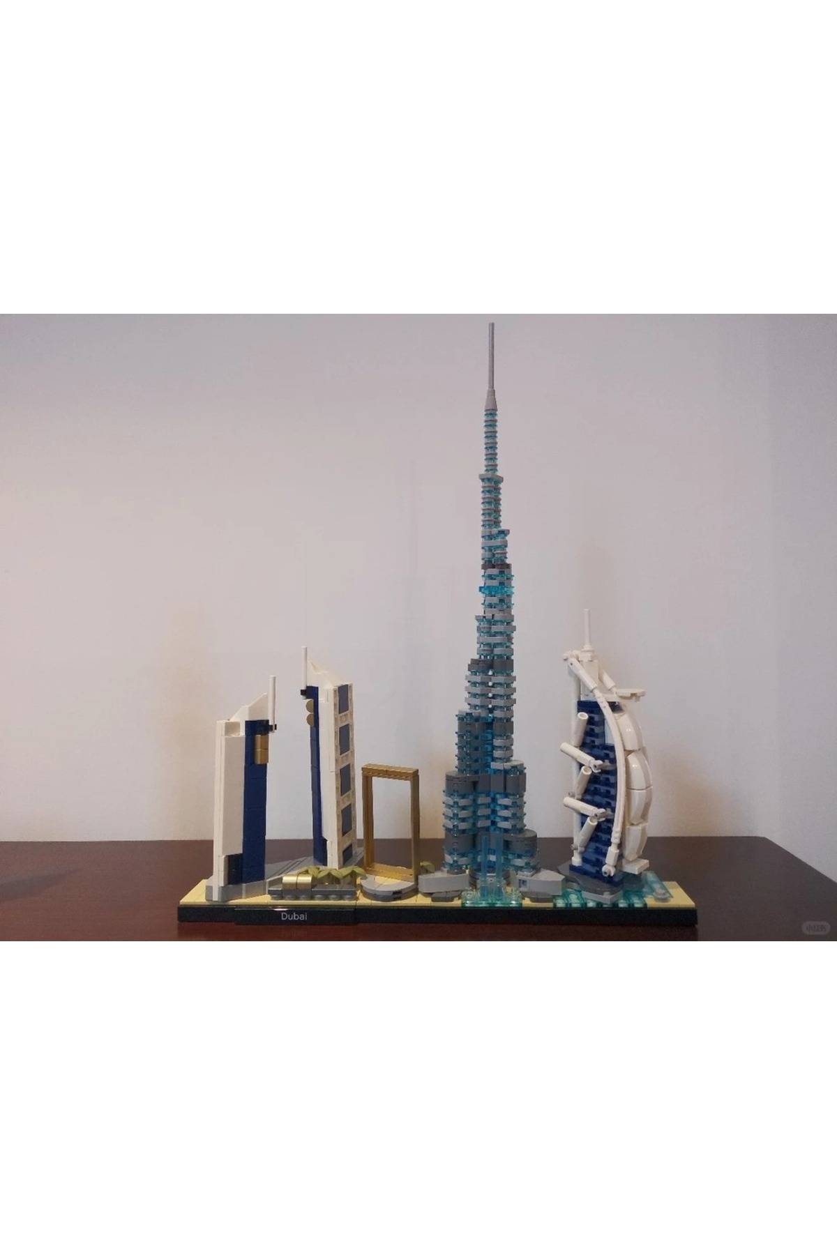 مجموعه بلوکهای ساختمانی معماری منظر خیابانی شهر دبی، آجرهای کلاسیک، مدل کلاسیک برای کودکان، اسباببازیها