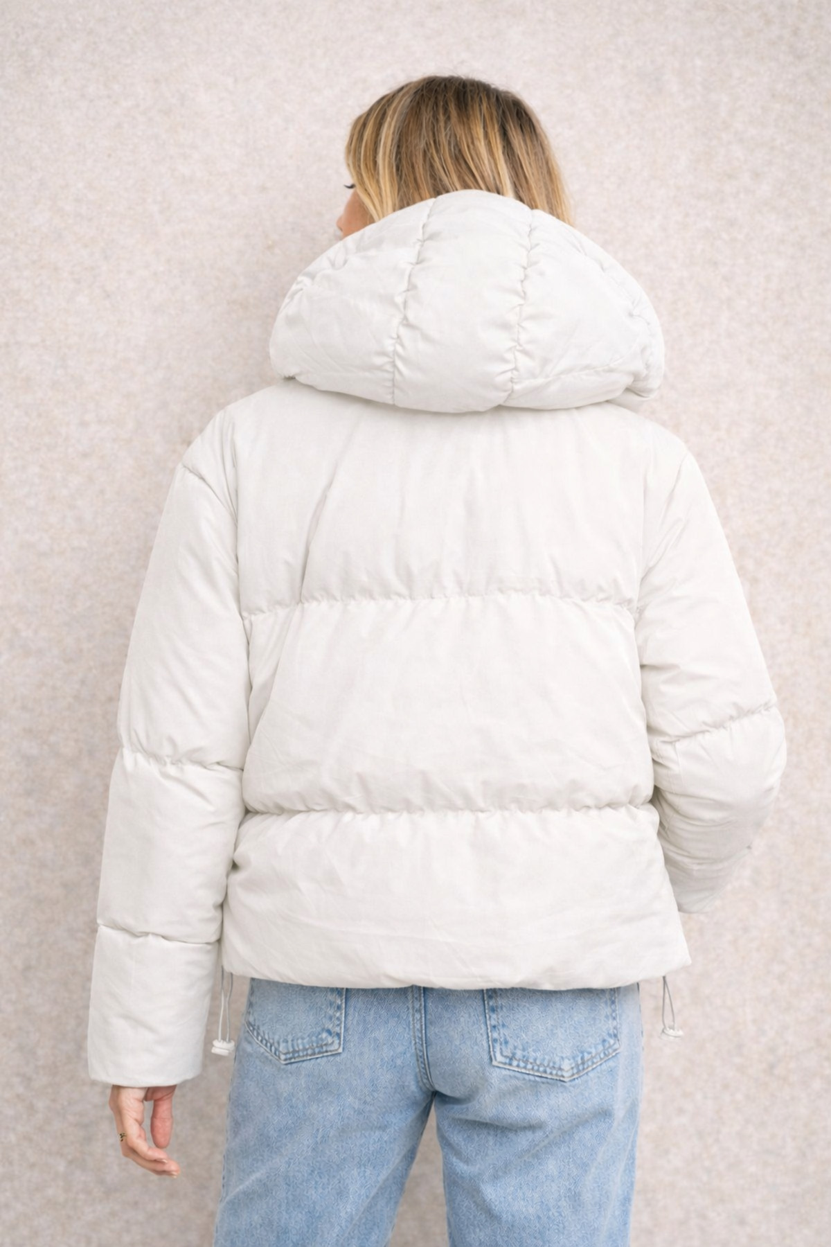 Bold Icon  Kadın Kapüşonlu Oversize Gizli Cep Fermuarlı Eteği Lastikli Mikro Kumaş Şişme Mont 258 - Görsel 2