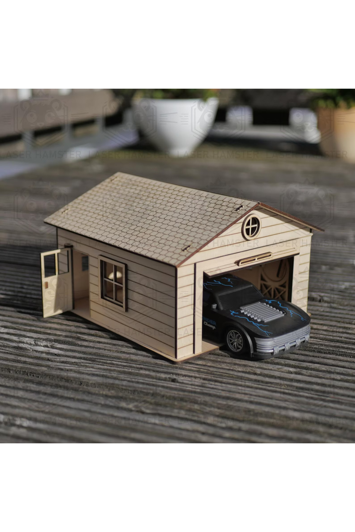 Giftölye Lazer Kesim Ahşap Garaj Maketi - 20x20 cm Oyuncak Araba Garajı - DIY Maket Ev Ve Dekoratif Obje