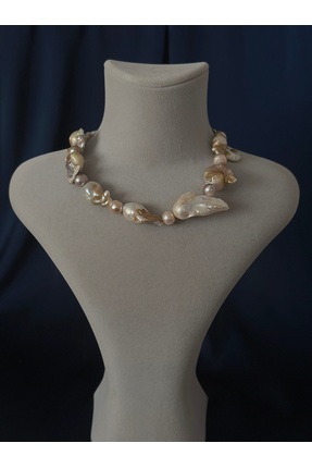 Butik Açık Ton Barok İnci Kolye