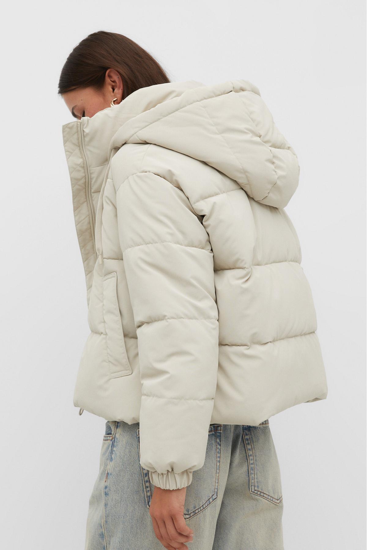 Stradivarius  Kapüşonlu şişme mont - Görsel 4