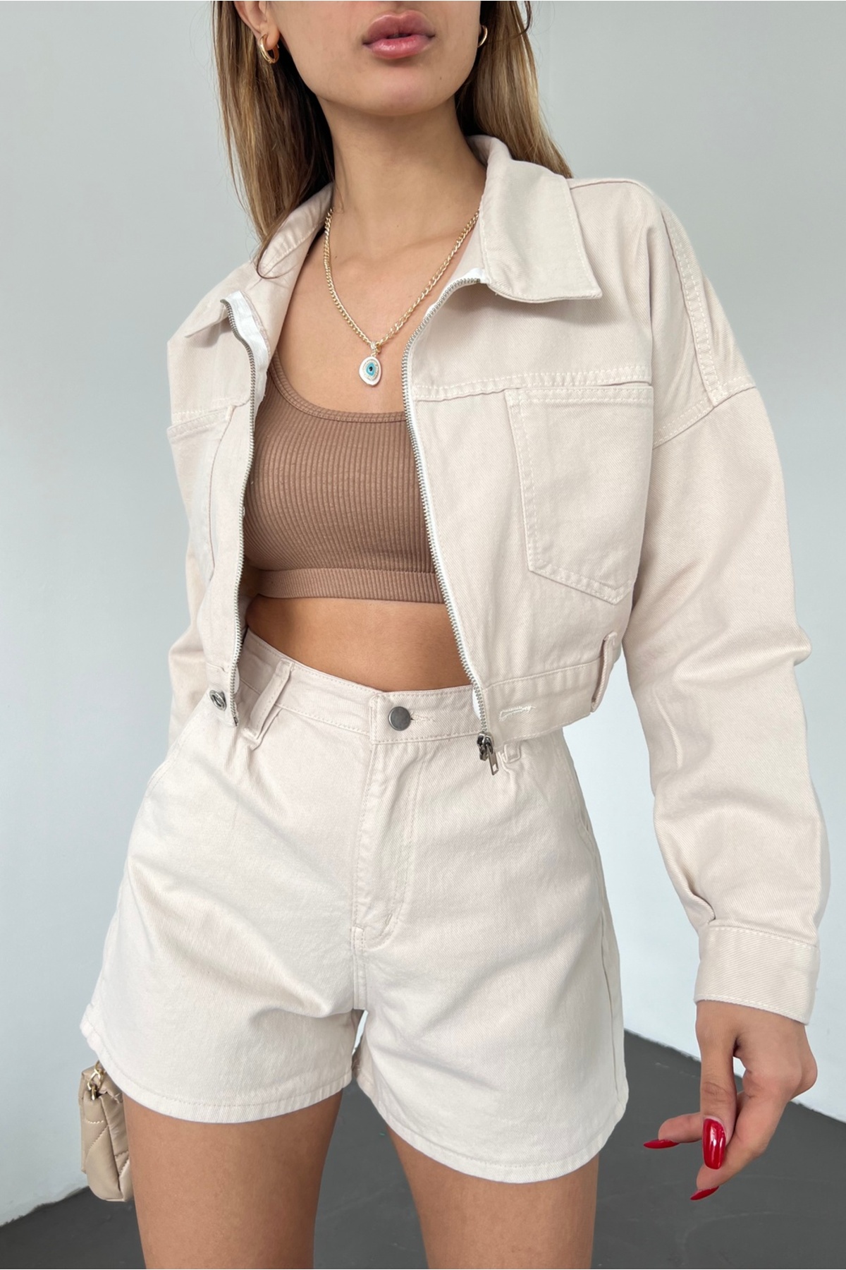 Fav Style  Kadın Fermuar Kapamalı Çift Cepli Crop Kot Ceket Bej - Görsel 4