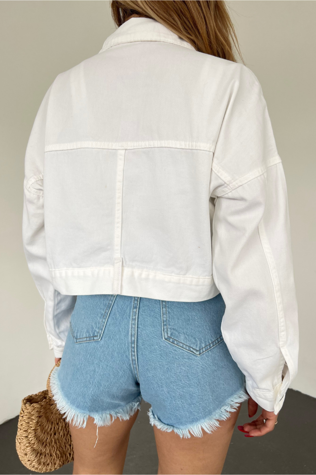 Fav Style  Kadın Fermuar Kapamalı Çift Cepli Crop Kot Ceket Beyaz - Görsel 7