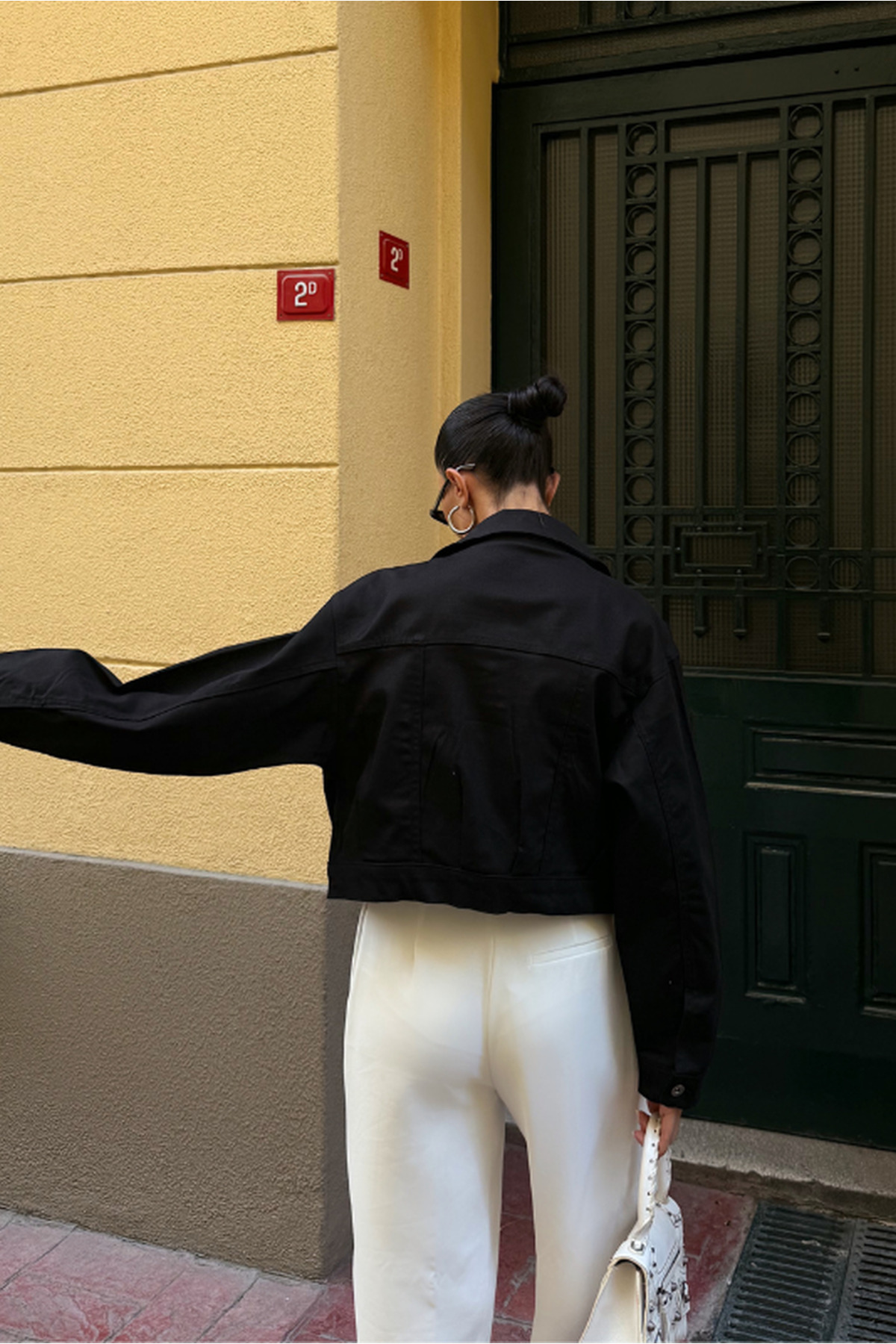 Fav Style  Kadın Çift Cepli Crop Denim Ceket Siyah - Görsel 9