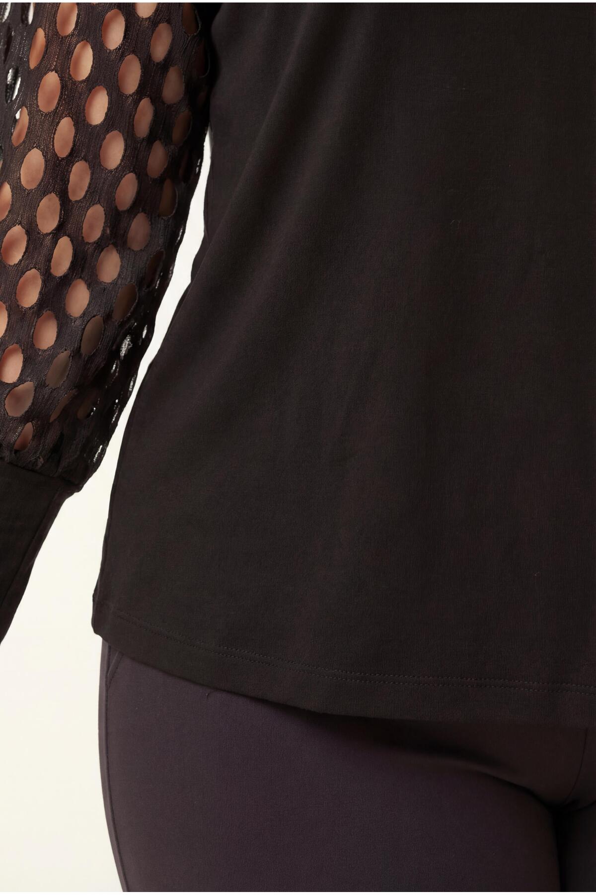 Ebsumu  Kadın Büyük Beden Transparan File Kol Detaylı Siyah Bluz - Görsel 5