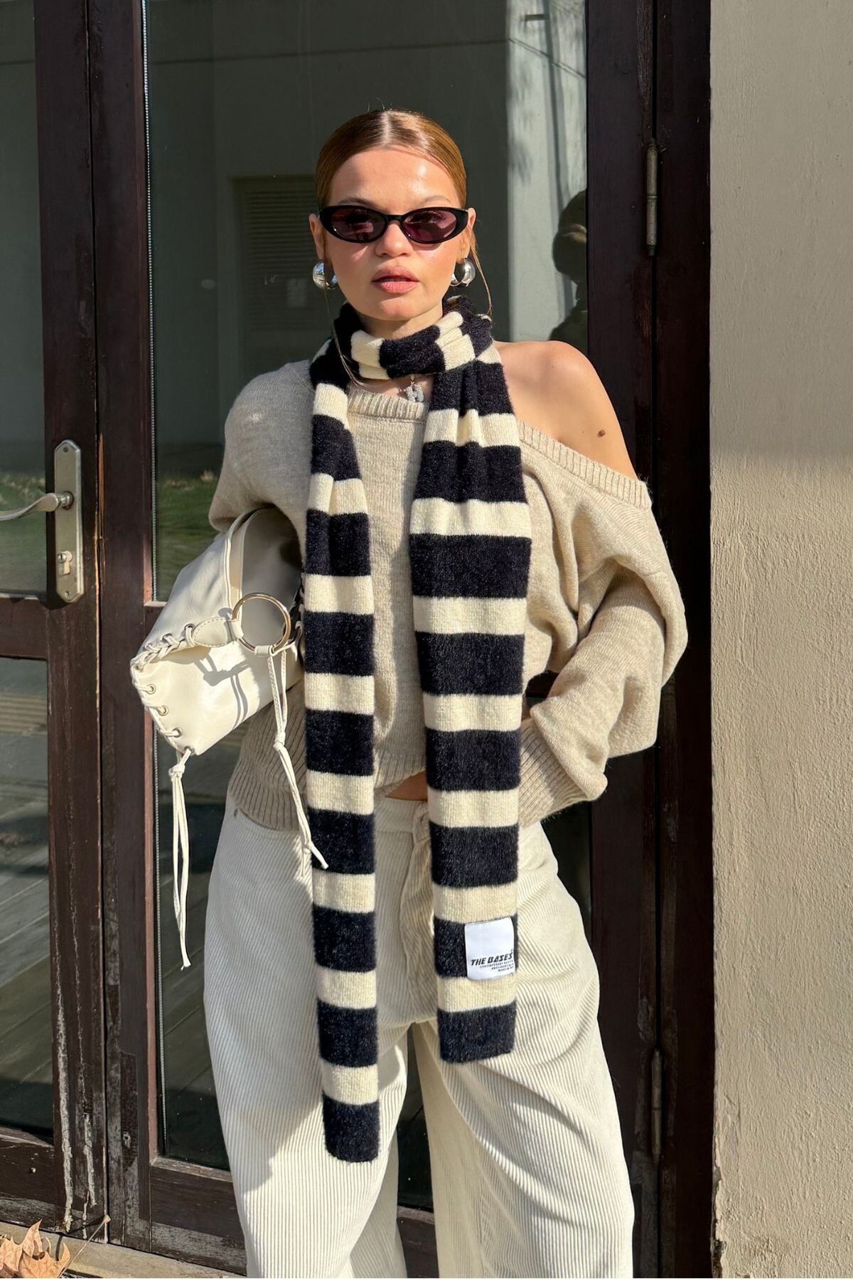 bases.  Triko Yumuşak Dokulu Atkı Şal - Görsel 4