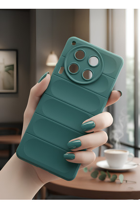 TechTrove Tecno Camon 30 Kılıf Esnek Yapılı Arkası Oyuklu Elde Kaymaz İçi Kad...