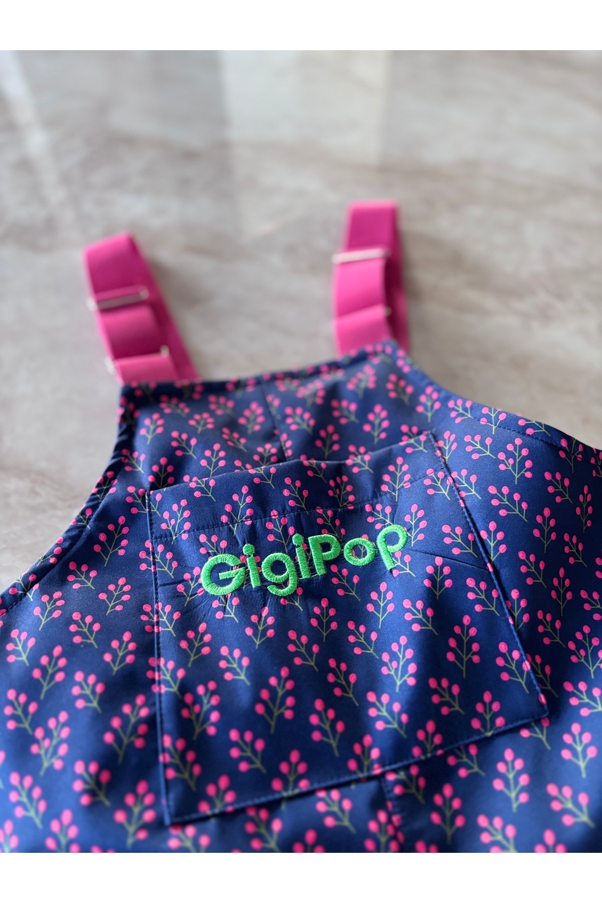 GigiPop Pink Nuts Su Geçirmez Yağmur Tulumu fotoğrafı 3 (önizleme)
