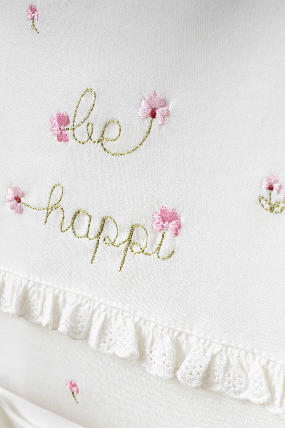 yukobaby bebeğiniz için en doğalı Kız Bebek Premium Be Happy 10 parça yenidoğan hastane çıkışı zıbın seti Kutulu yk2353 fotoğrafı 2 (önizleme)