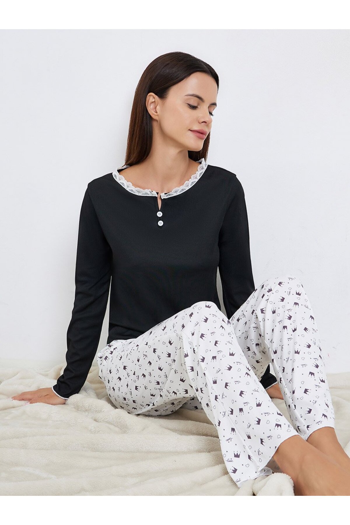 Styli Lace Trim T-Shirt and Printed Pyjama Set