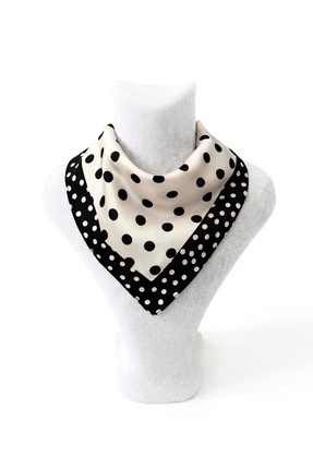 Vanelia Siyah Beyaz Puantiye Desenli Fular Bandana