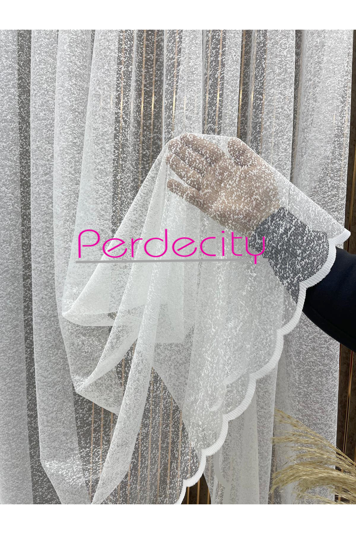 Snowflake Knitted Tulle Curtain ( 1x2,5 ) Frequent Pleat No Wrinkle Iron for Every Room