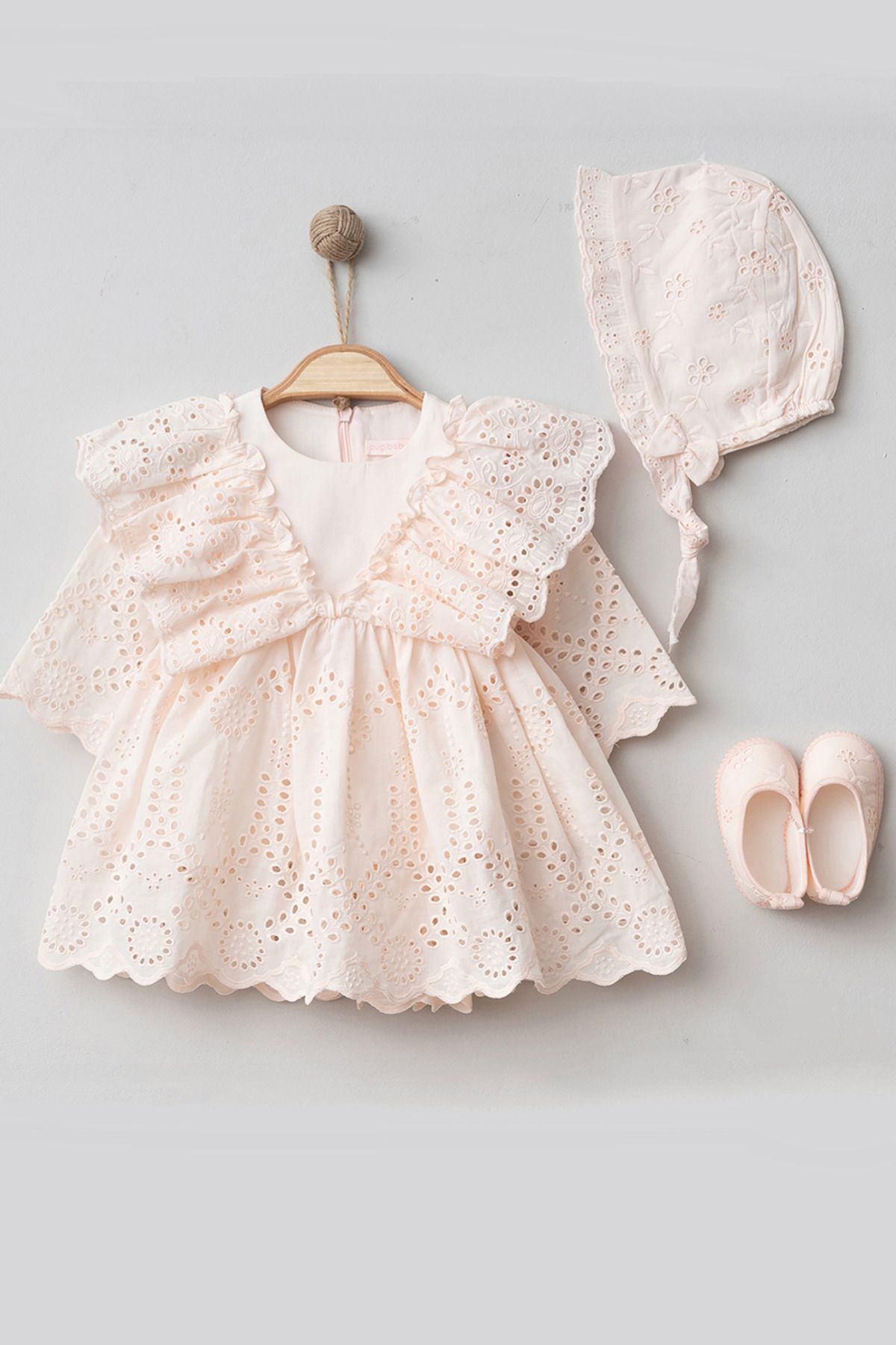 moukou Begonya Kız Bebek Brodeli Elbise Yenidoğan Lüx Elbise Seti - Hastane Çıkışı Ve Mevlütlük Takım fotoğrafı 2 (önizleme)