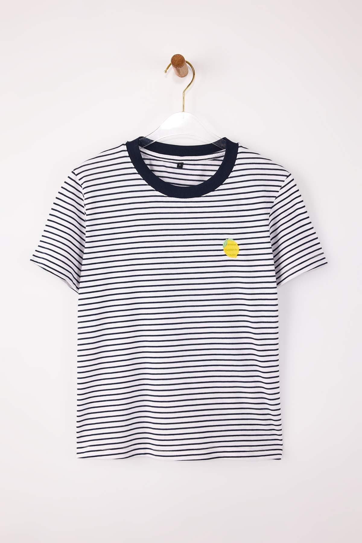 Trendyolmilla  Lacivert Çizgili Regular/Normal Kalıp Nakışlı Tok %100 Pamuk Örme T-Shirt TWOSS26TS00017 - Görsel 5