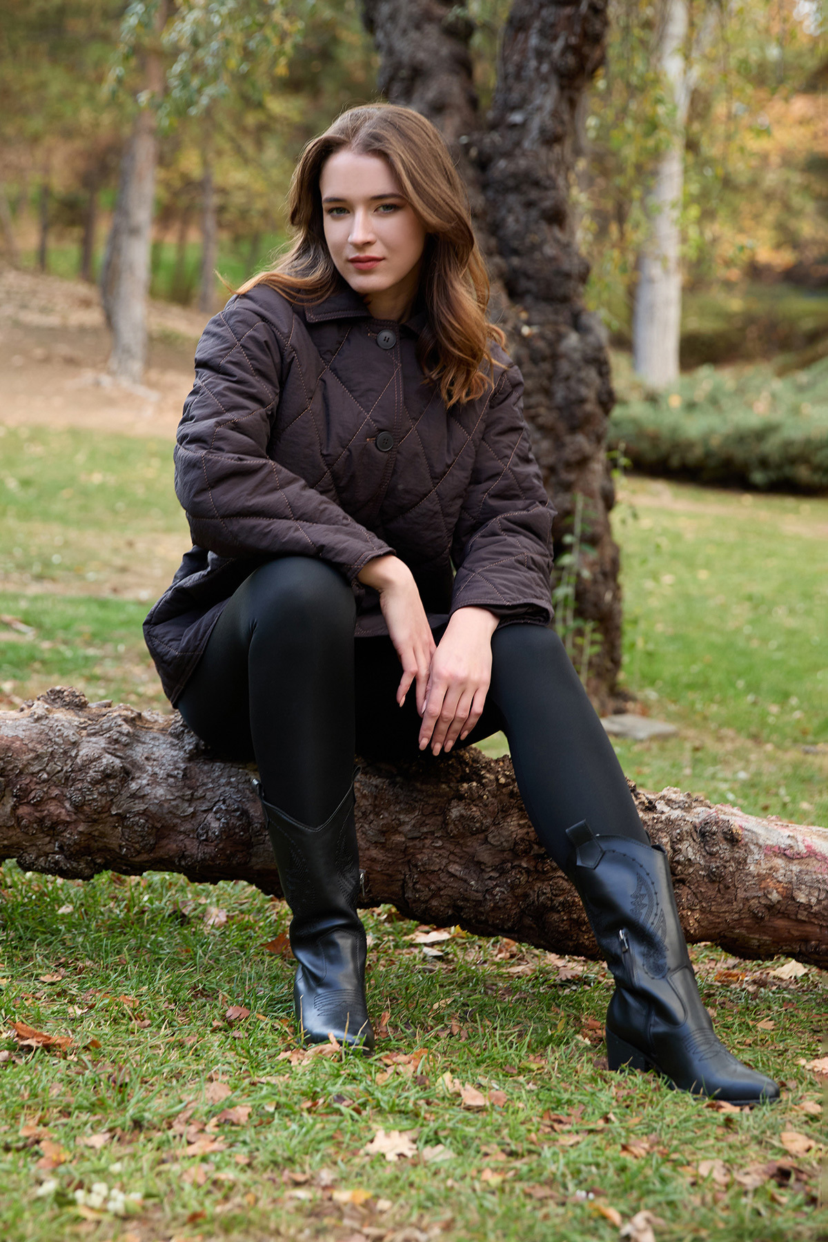 Fullamoda  Baklava Desen Kapitone Oversize Düğmeli Mont - Görsel 5