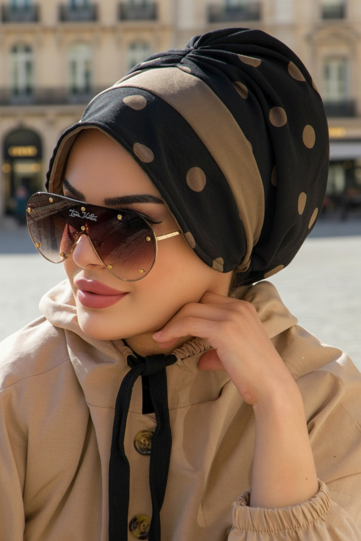 Aişe tesettür Siyah Vizon Bantlı Şapka Bone