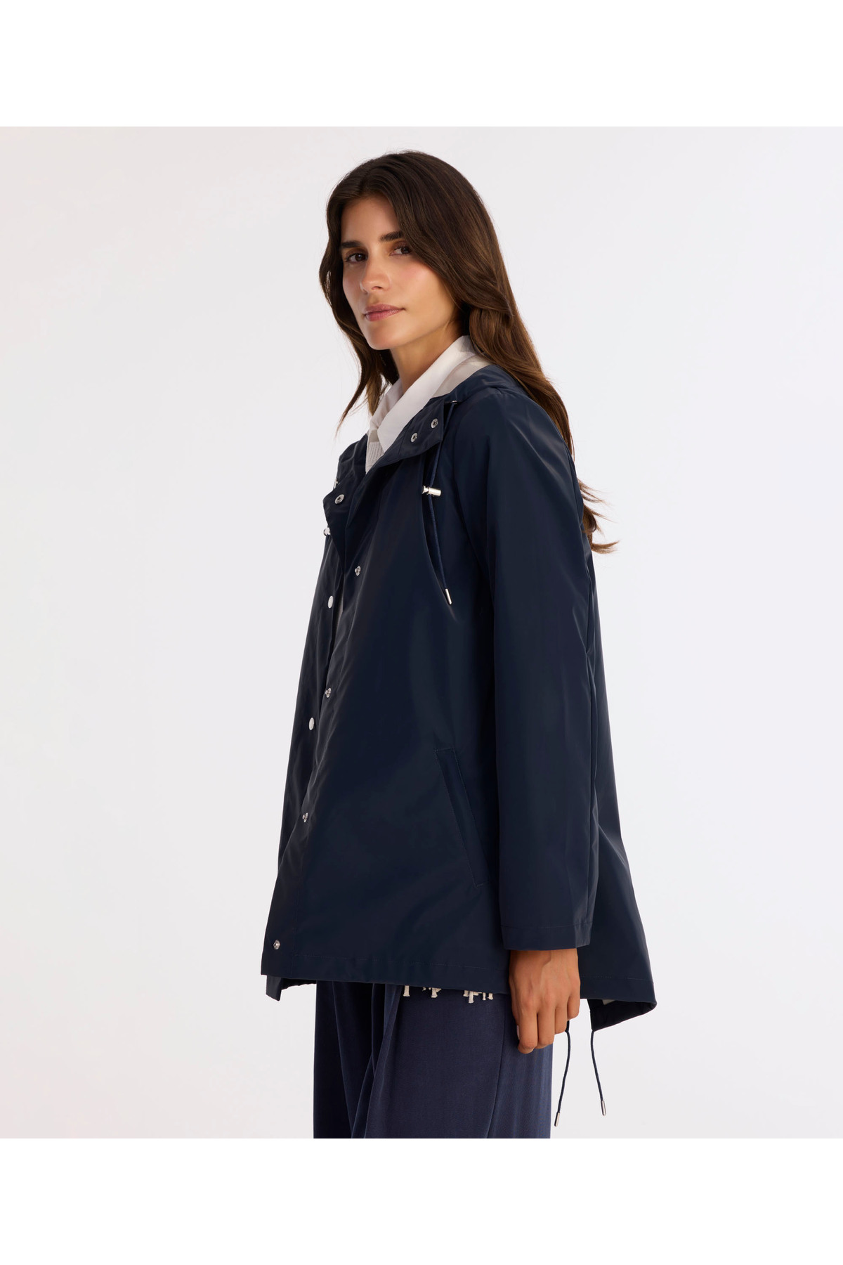 Yargıcı  Loose Kapüşonlu Yaka Uzun Kol Yağmurluk - Görsel 4