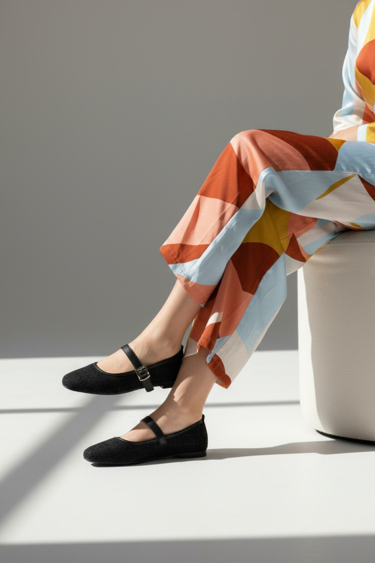 Cochines  Kadın Siyah Tüvit Kumaş Günlük Ayakkabı Şık Tokalı Ortopedik Taban Günlük Ayakkabı Babet - Görsel 3