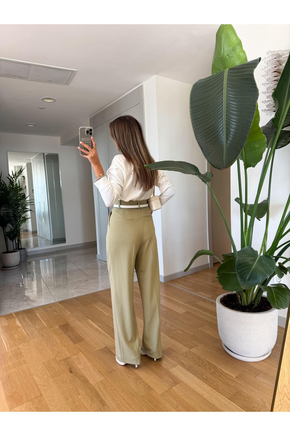 MERVE AKSOY  Yüksek Bel Dökümlü Pantolon - Çağla Yeşili - Görsel 3